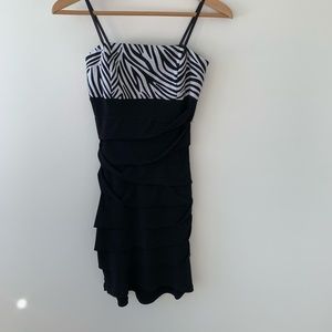NEW Strapless mini dress size M